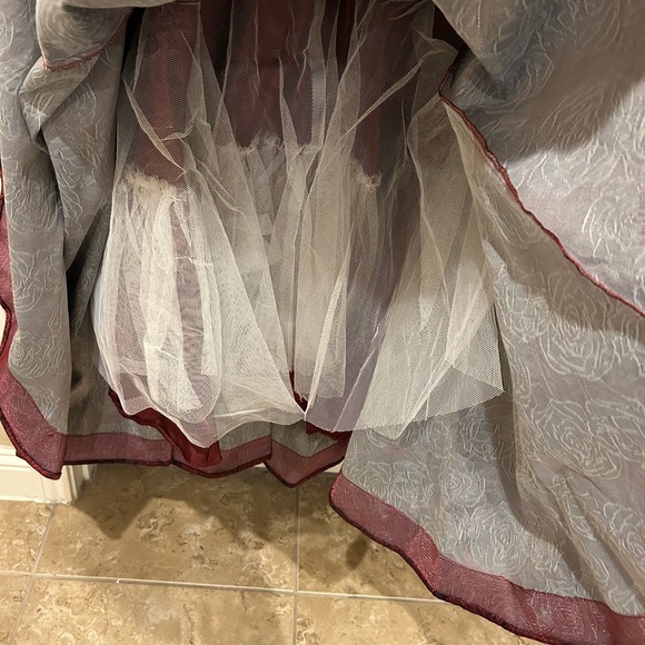 Red prom Dress with hip slit. Low back with criss cross lace up back. - Picture 4 of 12